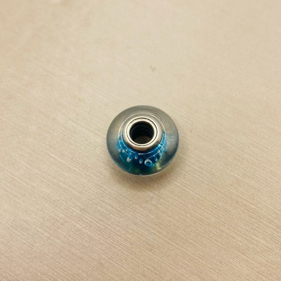 EUC Pandora 791618CZ Sterling Silver Blue Effervescence Murano Glass Charm w/ CZ - Picture 6 of 8